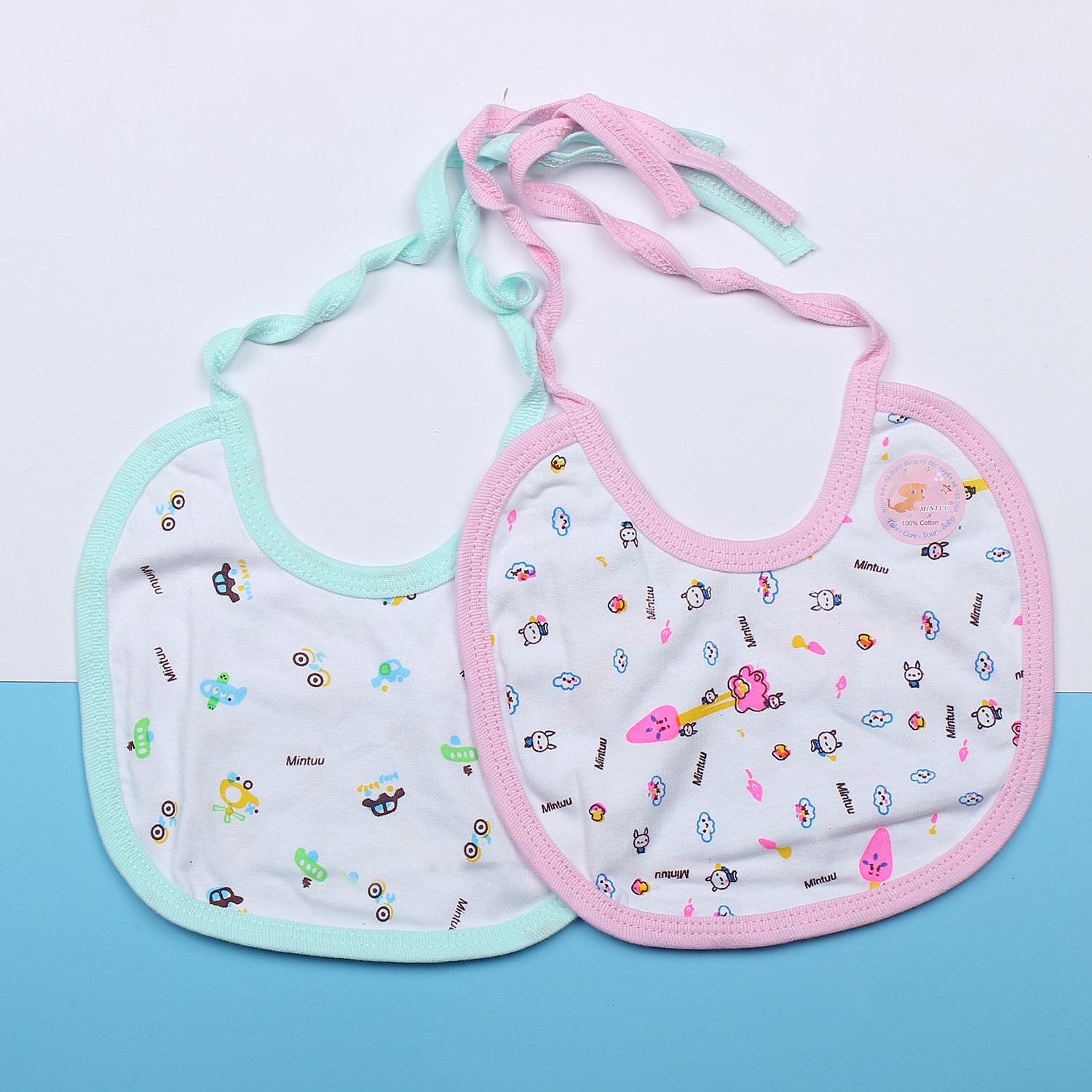 Set 2 yếm buộc dây in hình MT9 Set 2 yếm buộc dây in hình MT9