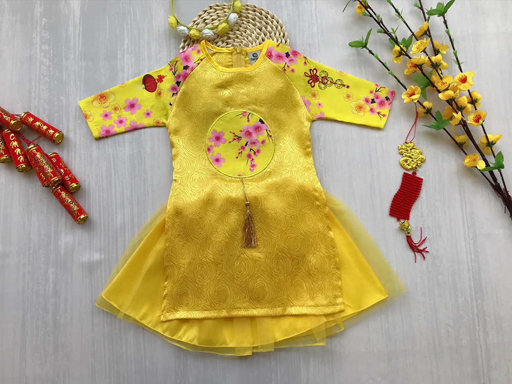 ao-dai-be-gai-hoa-tiet-den-long(1)