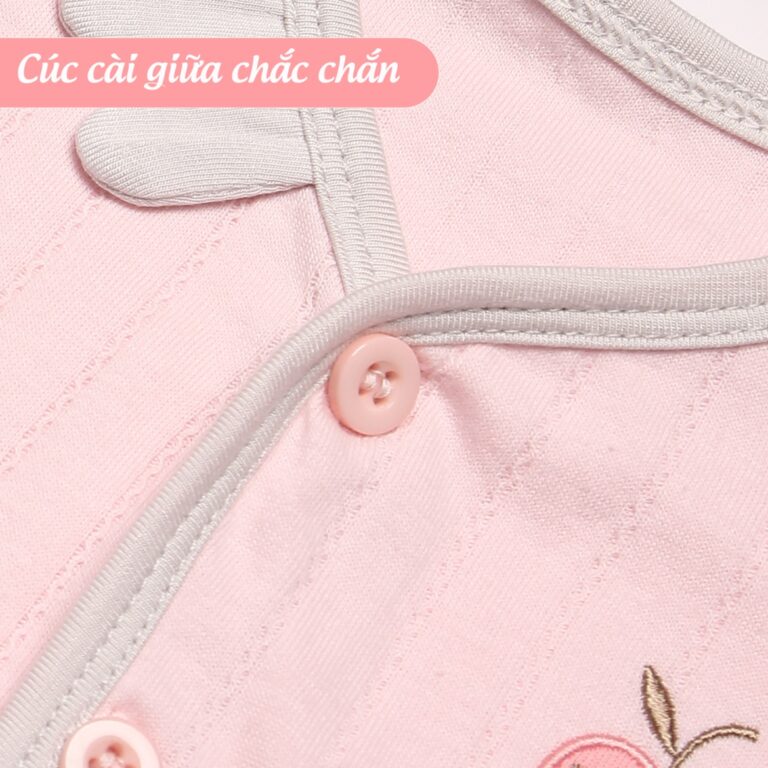 ao-gile-cai-giua-be-gai-bibos-theu-cherry-mau-hong-4.jpg