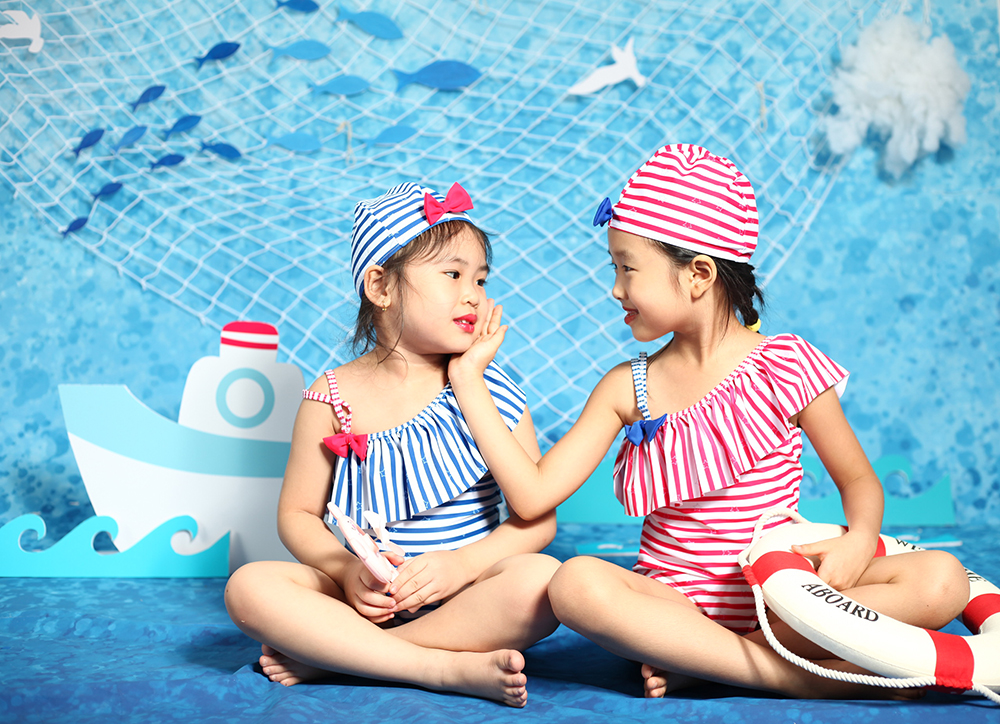 Bộ bơi liền thân bé gái kẻ xanh KT201902 6 bo boi be gai ke xanh 6