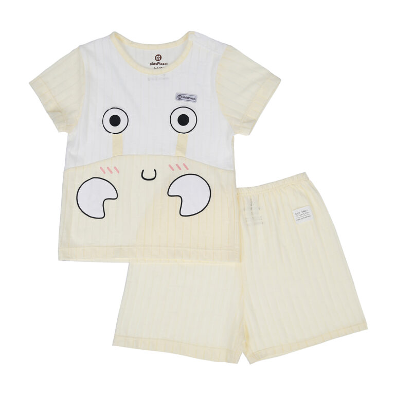 bo-quan-ao-coc-tay-kidsplaza-cai-vai-in-hinh-cua-hn21h-vang-1.jpg