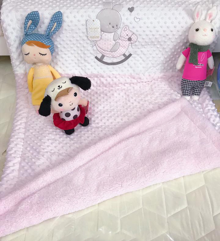 chan-long-cuu-carterliebe-hong