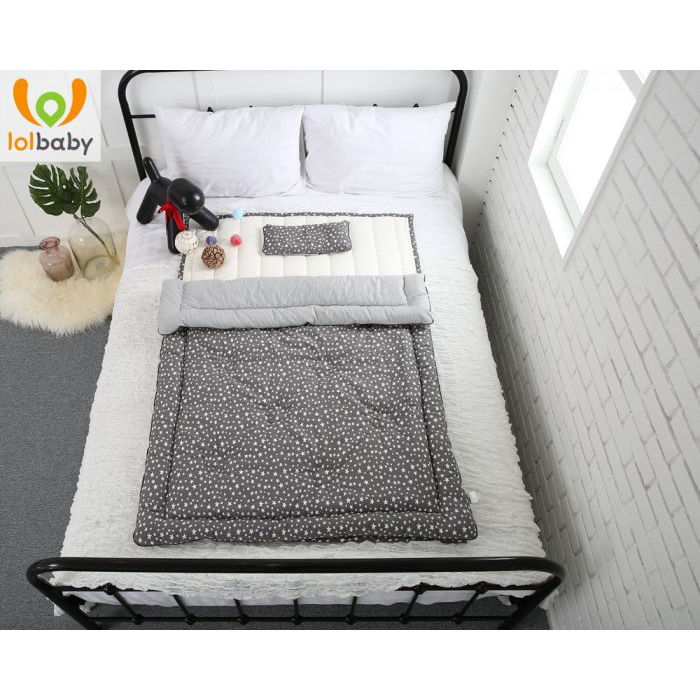 set-dem-ngu-cotton-lolbaby-stripe-star-co-trung.jpg set-dem-ngu-cotton-lolbaby-stripe-star-co-trung.jpg